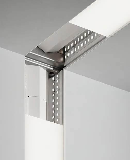 Interspace Ceiling to Wall